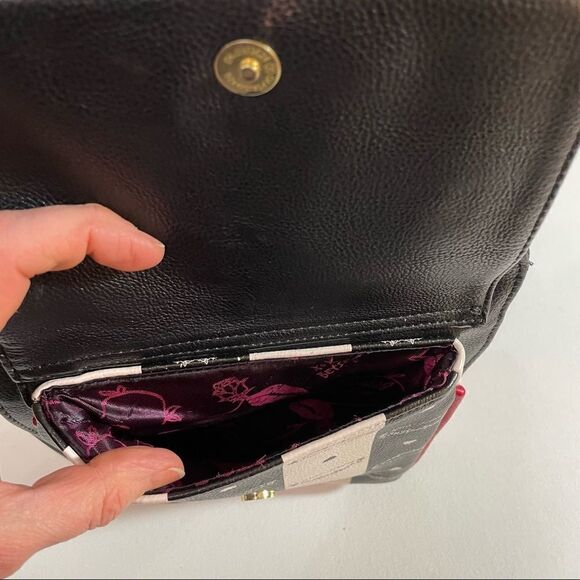 Betsey Johnson crossbody bag black bow tie - Picture 5 of 9